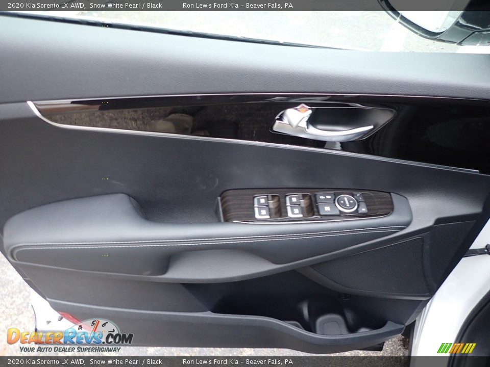 2020 Kia Sorento LX AWD Snow White Pearl / Black Photo #17