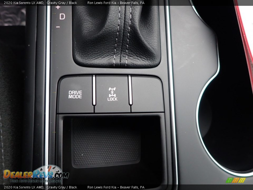 2020 Kia Sorento LX AWD Gravity Gray / Black Photo #17
