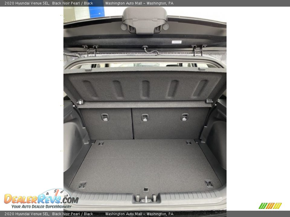 2020 Hyundai Venue SEL Trunk Photo #22