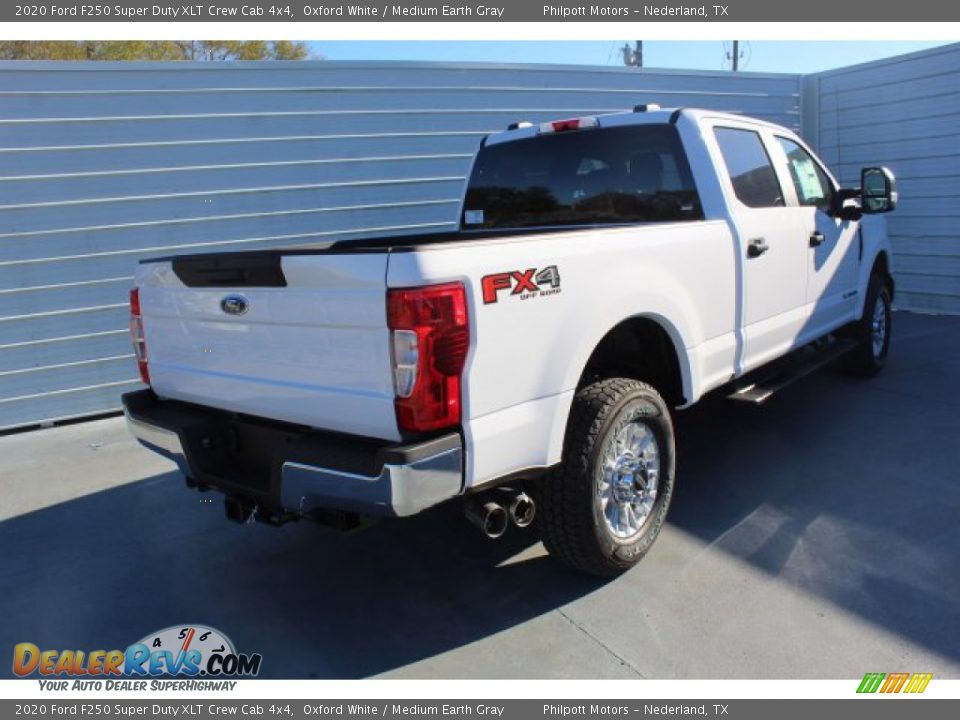 2020 Ford F250 Super Duty XLT Crew Cab 4x4 Oxford White / Medium Earth Gray Photo #8