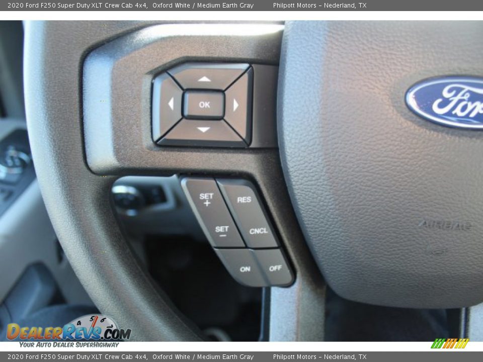 2020 Ford F250 Super Duty XLT Crew Cab 4x4 Oxford White / Medium Earth Gray Photo #11