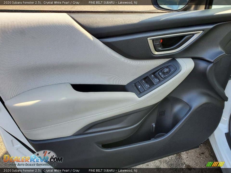 2020 Subaru Forester 2.5i Crystal White Pearl / Gray Photo #8