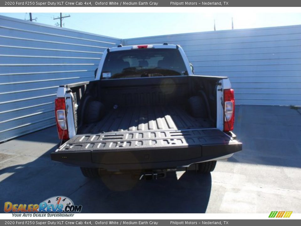 2020 Ford F250 Super Duty XLT Crew Cab 4x4 Oxford White / Medium Earth Gray Photo #22