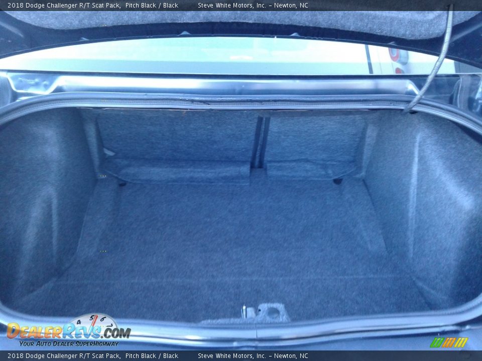 2018 Dodge Challenger R/T Scat Pack Pitch Black / Black Photo #12