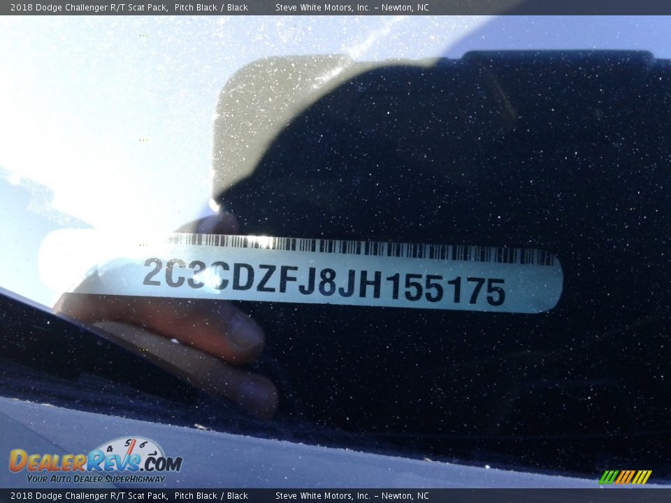 2018 Dodge Challenger R/T Scat Pack Pitch Black / Black Photo #27