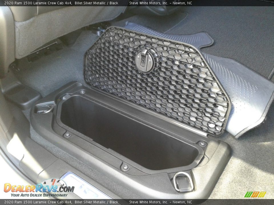 2020 Ram 1500 Laramie Crew Cab 4x4 Billet Silver Metallic / Black Photo #15