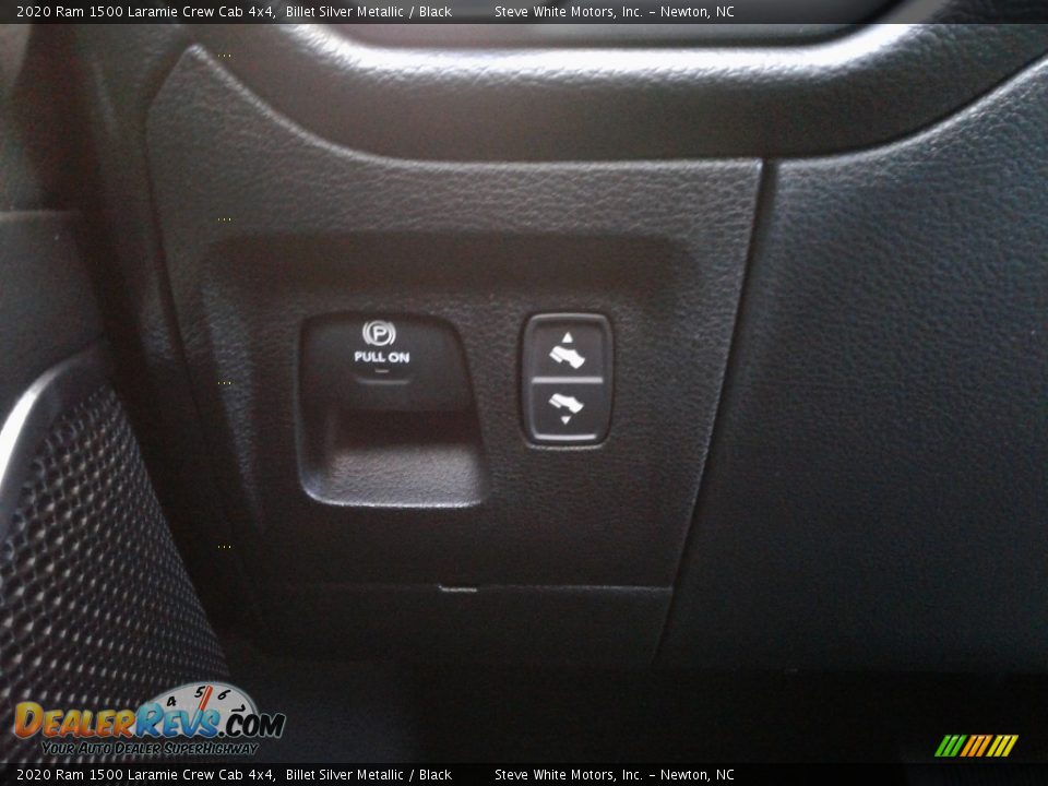2020 Ram 1500 Laramie Crew Cab 4x4 Billet Silver Metallic / Black Photo #25