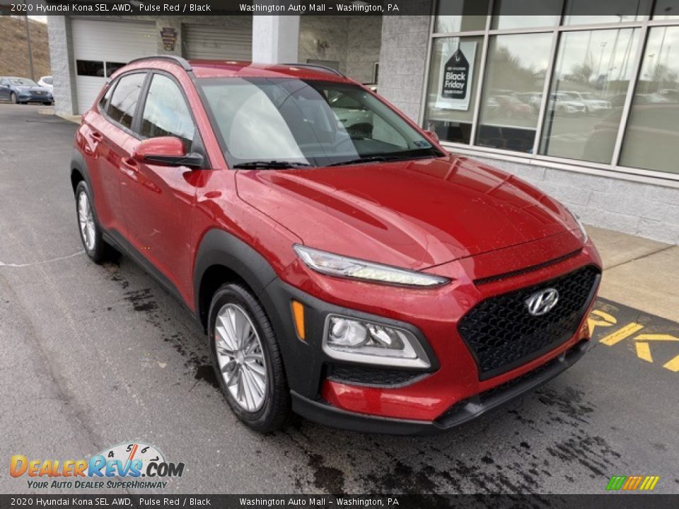 Front 3/4 View of 2020 Hyundai Kona SEL AWD Photo #2