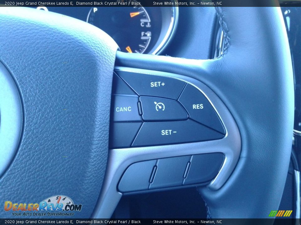 2020 Jeep Grand Cherokee Laredo E Steering Wheel Photo #18