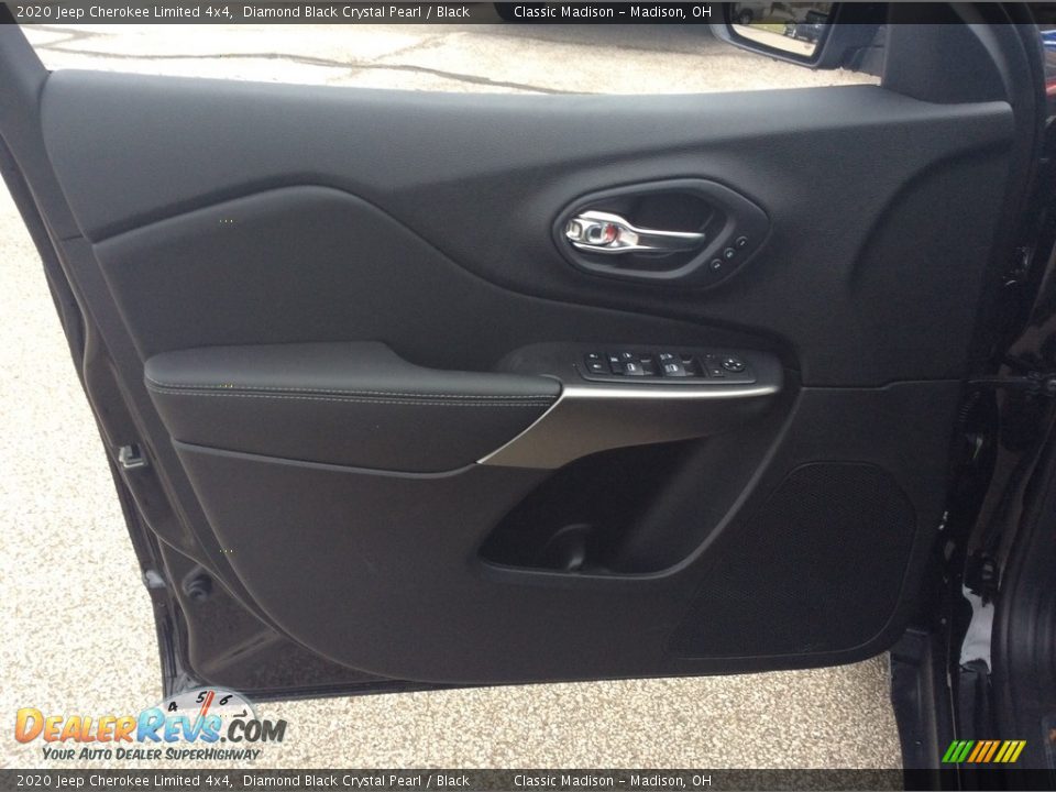 2020 Jeep Cherokee Limited 4x4 Diamond Black Crystal Pearl / Black Photo #10