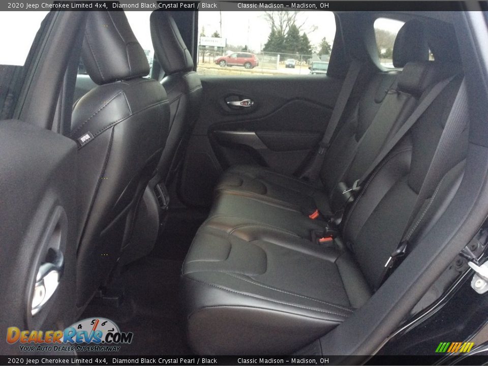 2020 Jeep Cherokee Limited 4x4 Diamond Black Crystal Pearl / Black Photo #17