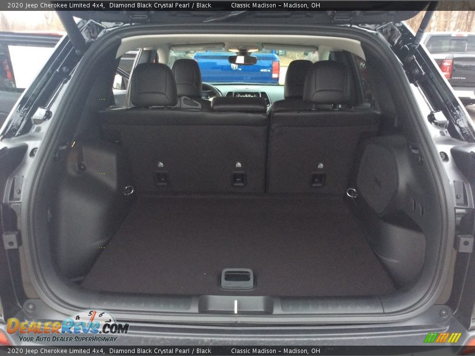 2020 Jeep Cherokee Limited 4x4 Diamond Black Crystal Pearl / Black Photo #18