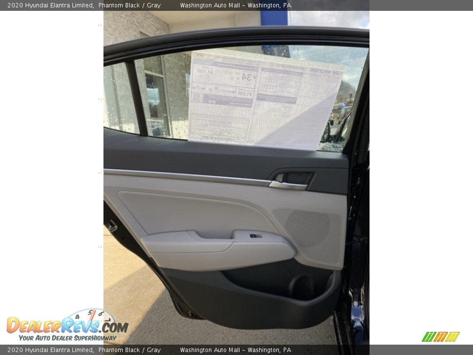 2020 Hyundai Elantra Limited Phantom Black / Gray Photo #17