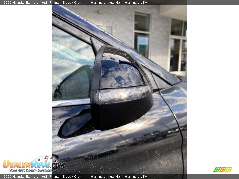 2020 Hyundai Elantra Limited Phantom Black / Gray Photo #27