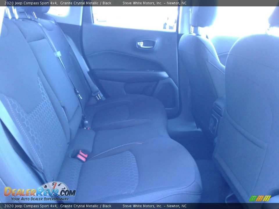 2020 Jeep Compass Sport 4x4 Granite Crystal Metallic / Black Photo #17