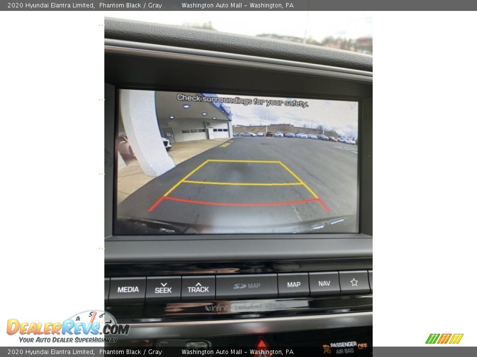 2020 Hyundai Elantra Limited Phantom Black / Gray Photo #30
