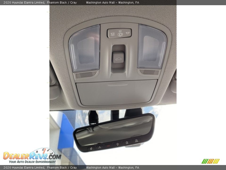 2020 Hyundai Elantra Limited Phantom Black / Gray Photo #36