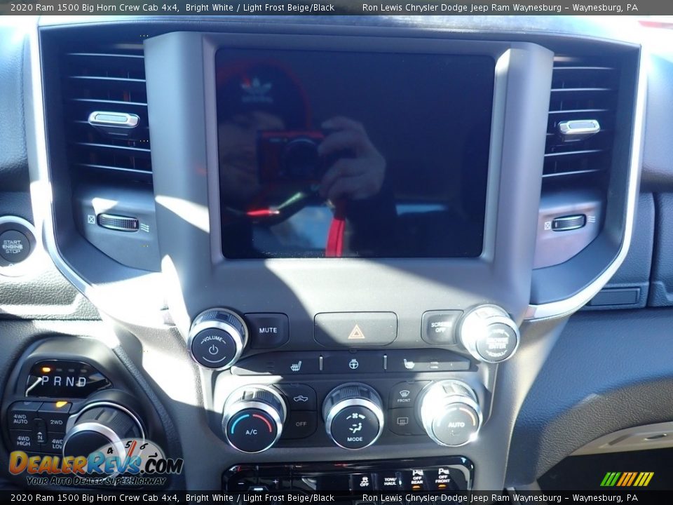 2020 Ram 1500 Big Horn Crew Cab 4x4 Bright White / Light Frost Beige/Black Photo #16