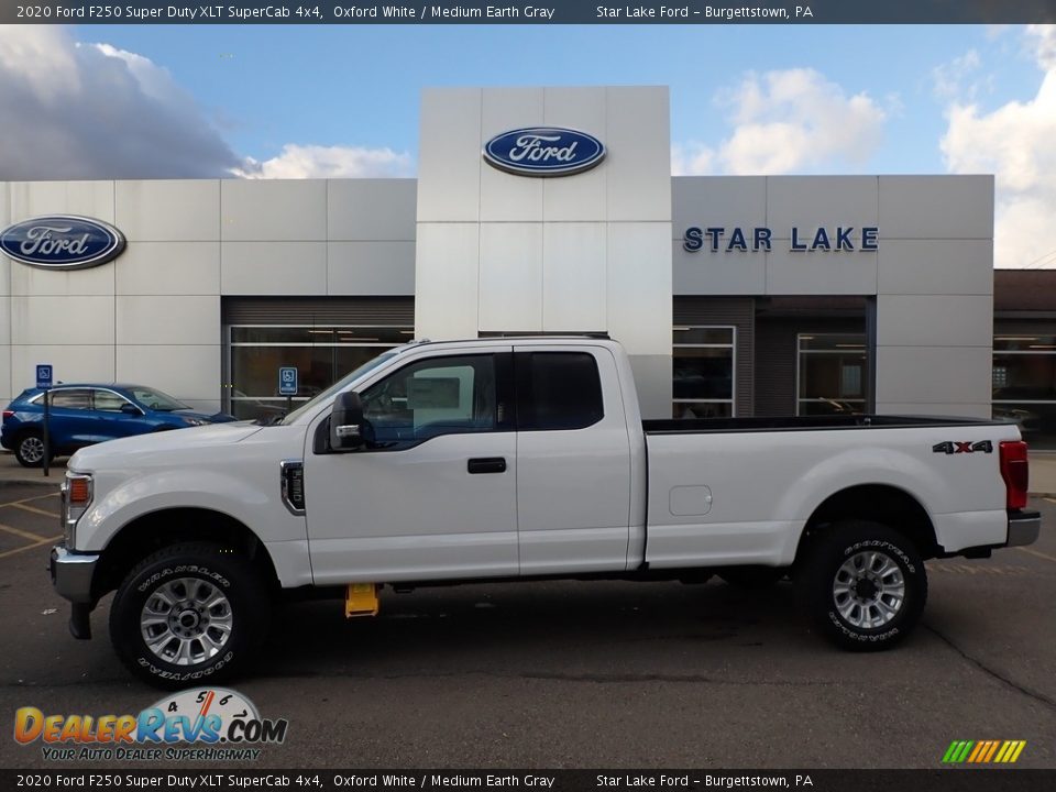 2020 Ford F250 Super Duty XLT SuperCab 4x4 Oxford White / Medium Earth Gray Photo #1