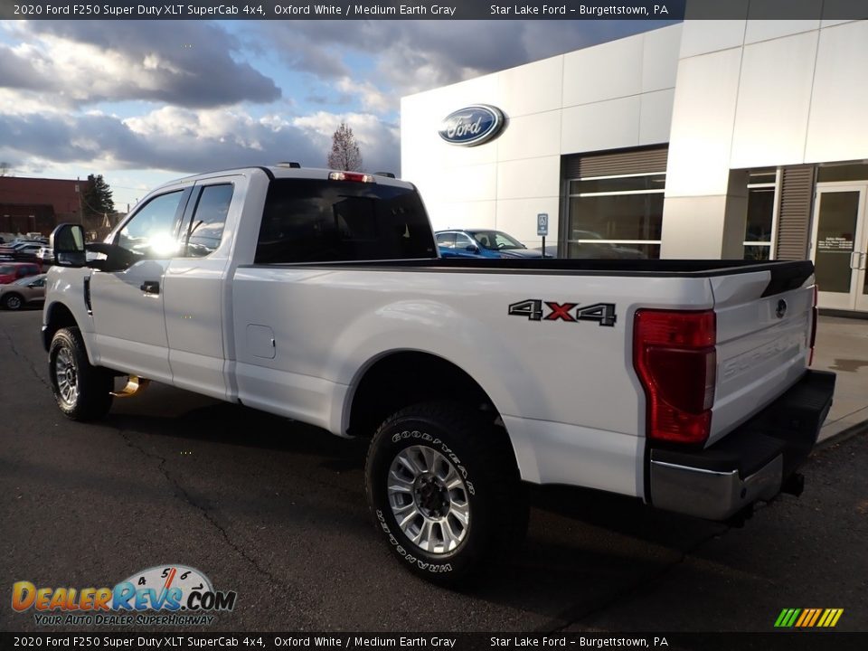 2020 Ford F250 Super Duty XLT SuperCab 4x4 Oxford White / Medium Earth Gray Photo #8