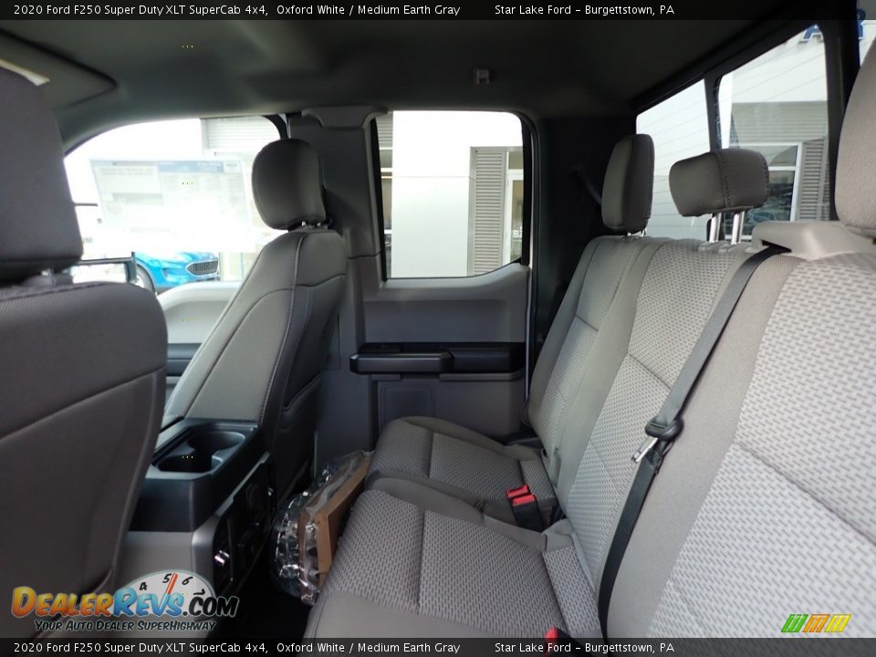 Rear Seat of 2020 Ford F250 Super Duty XLT SuperCab 4x4 Photo #14