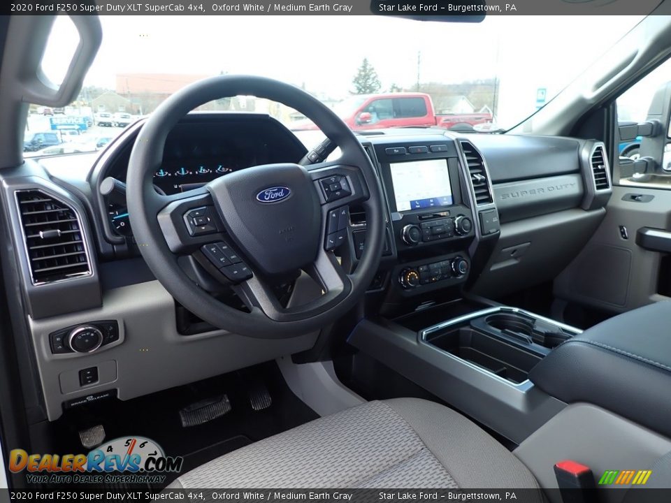 Medium Earth Gray Interior - 2020 Ford F250 Super Duty XLT SuperCab 4x4 Photo #15