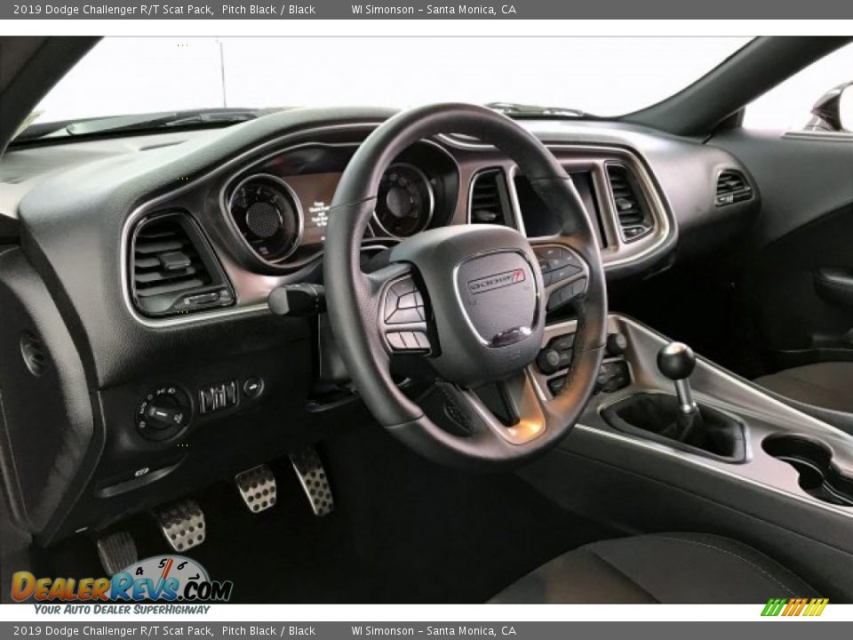 Dashboard of 2019 Dodge Challenger R/T Scat Pack Photo #21