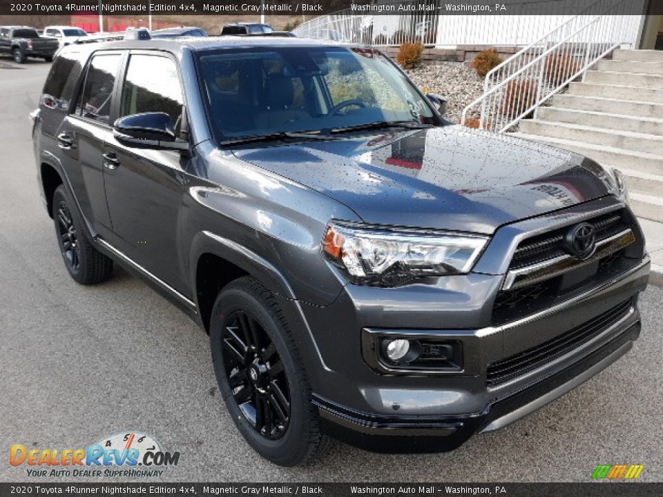 Front 3/4 View of 2020 Toyota 4Runner Nightshade Edition 4x4 Photo #1