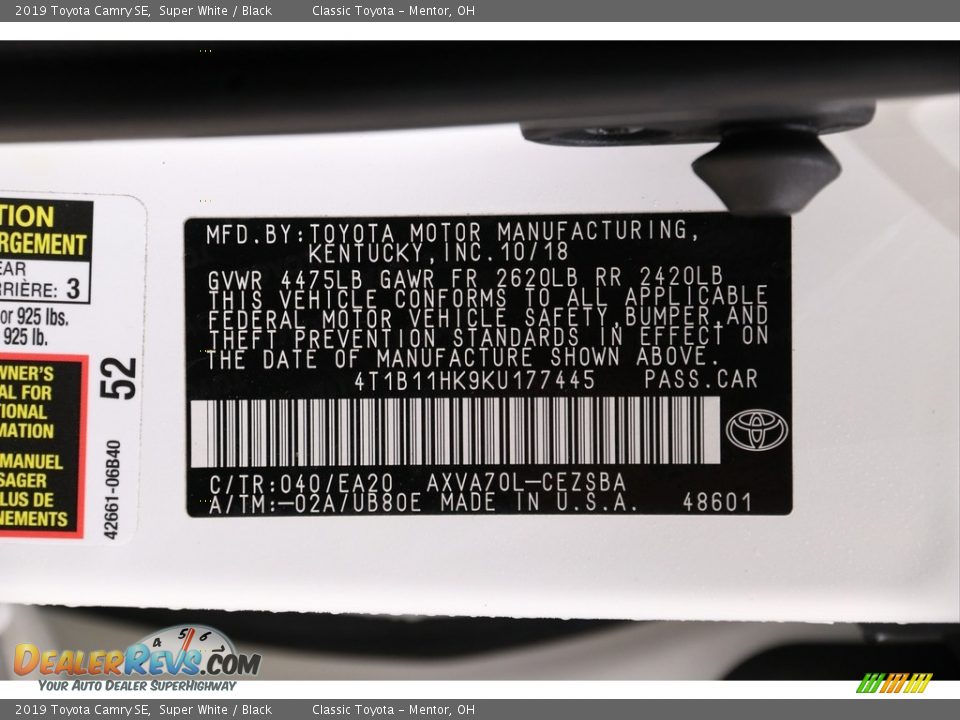 2019 Toyota Camry SE Super White / Black Photo #18