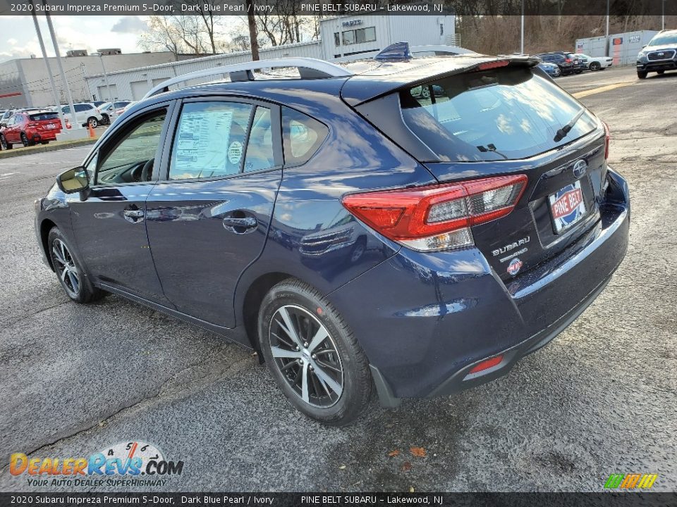 2020 Subaru Impreza Premium 5-Door Dark Blue Pearl / Ivory Photo #4