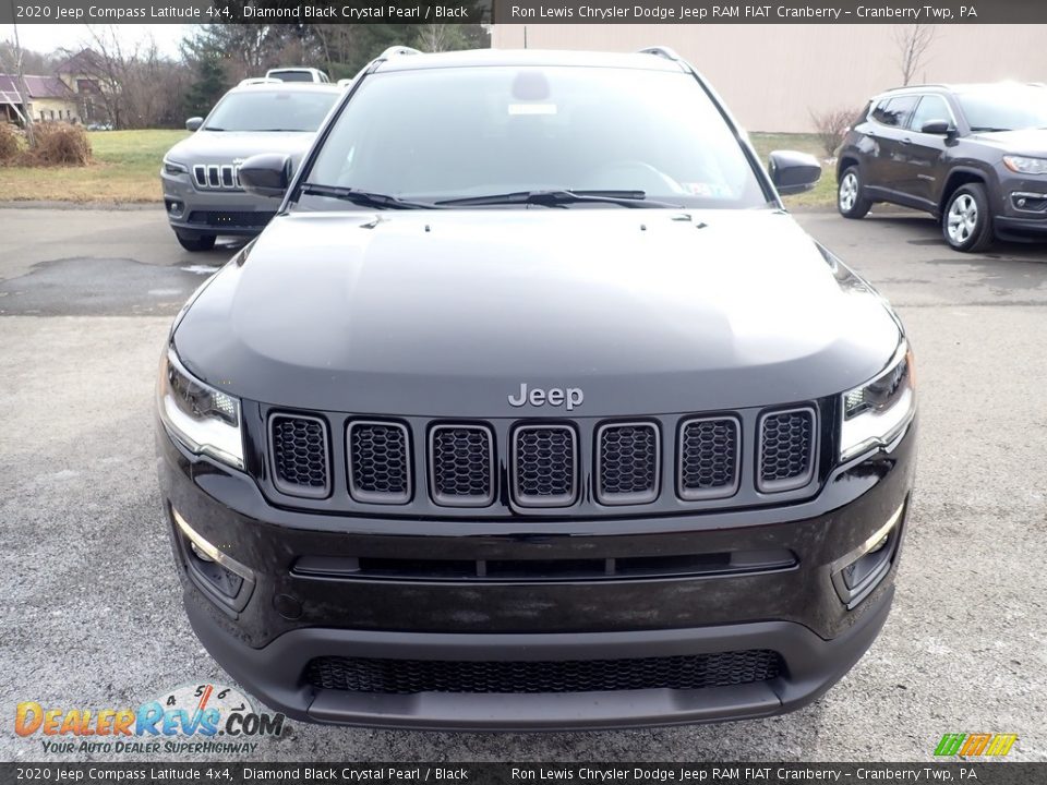 2020 Jeep Compass Latitude 4x4 Diamond Black Crystal Pearl / Black Photo #8