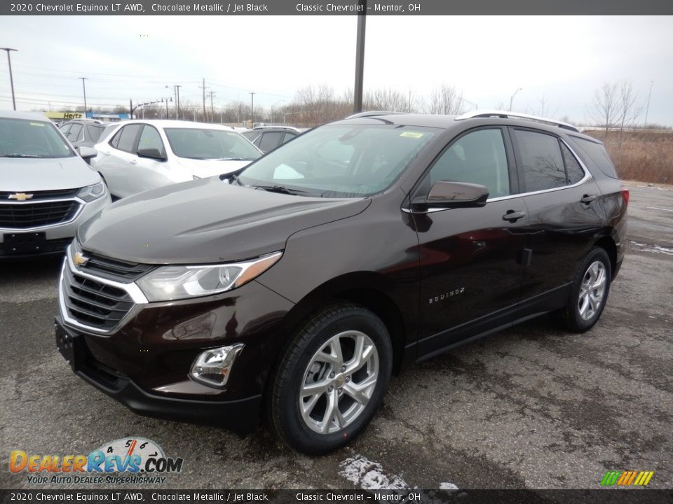 Front 3/4 View of 2020 Chevrolet Equinox LT AWD Photo #1