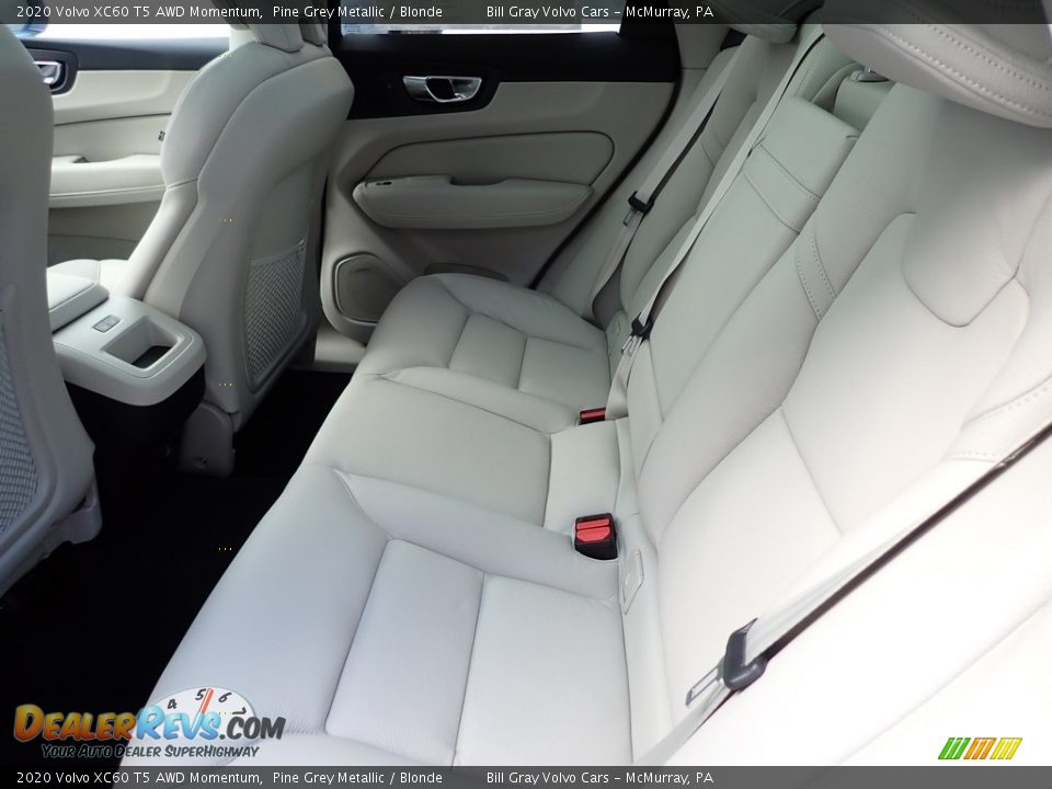 2020 Volvo XC60 T5 AWD Momentum Pine Grey Metallic / Blonde Photo #8