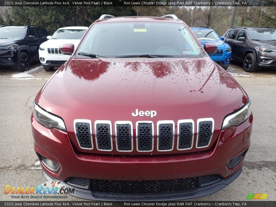 2020 Jeep Cherokee Latitude Plus 4x4 Velvet Red Pearl / Black Photo #8