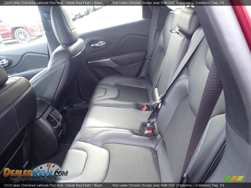 2020 Jeep Cherokee Latitude Plus 4x4 Velvet Red Pearl / Black Photo #12