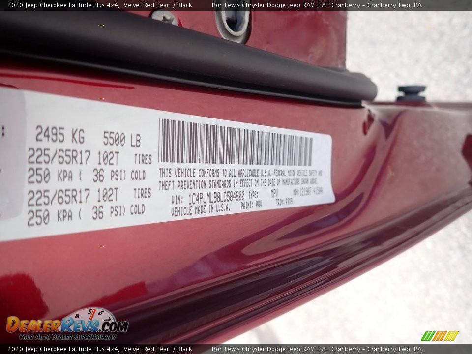 2020 Jeep Cherokee Latitude Plus 4x4 Velvet Red Pearl / Black Photo #15