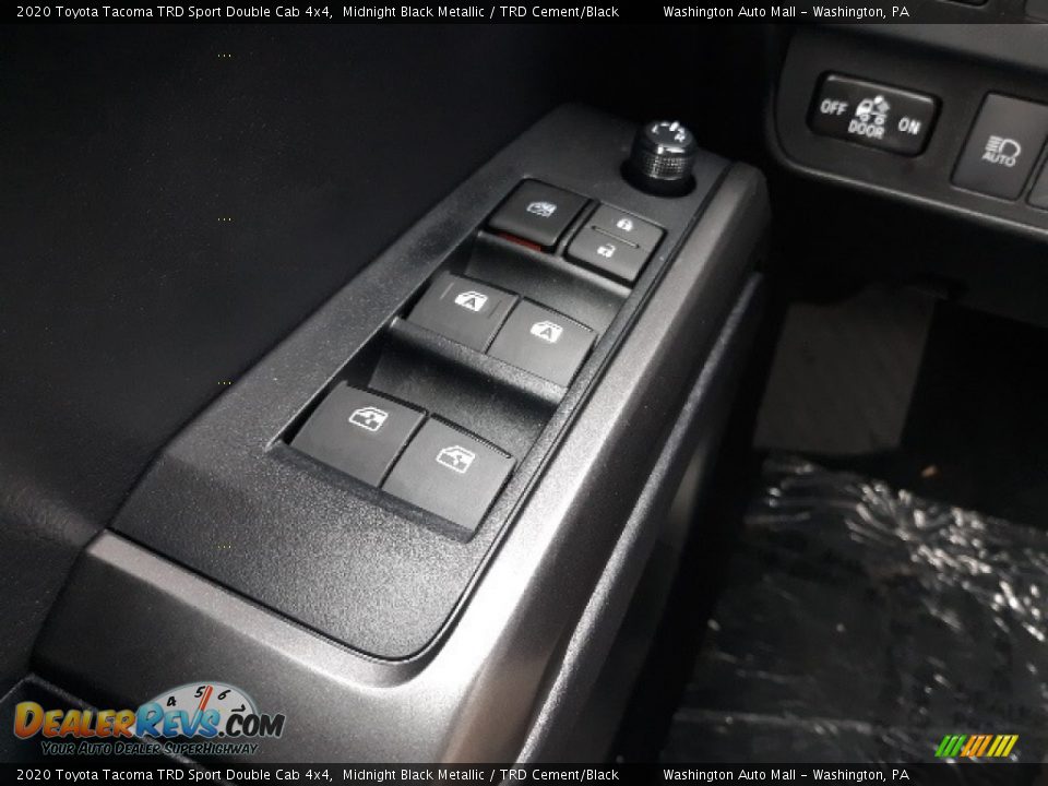 2020 Toyota Tacoma TRD Sport Double Cab 4x4 Midnight Black Metallic / TRD Cement/Black Photo #11