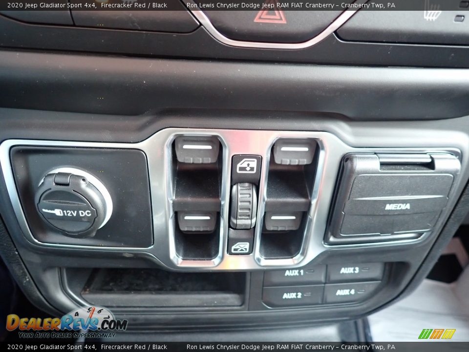 2020 Jeep Gladiator Sport 4x4 Firecracker Red / Black Photo #20