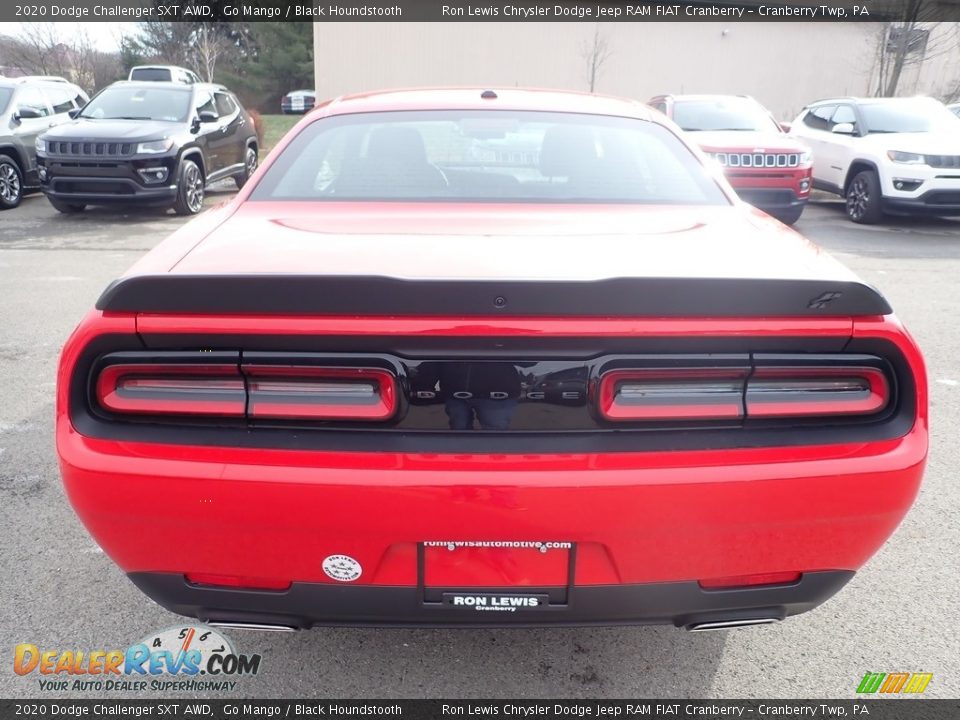 2020 Dodge Challenger SXT AWD Go Mango / Black Houndstooth Photo #4