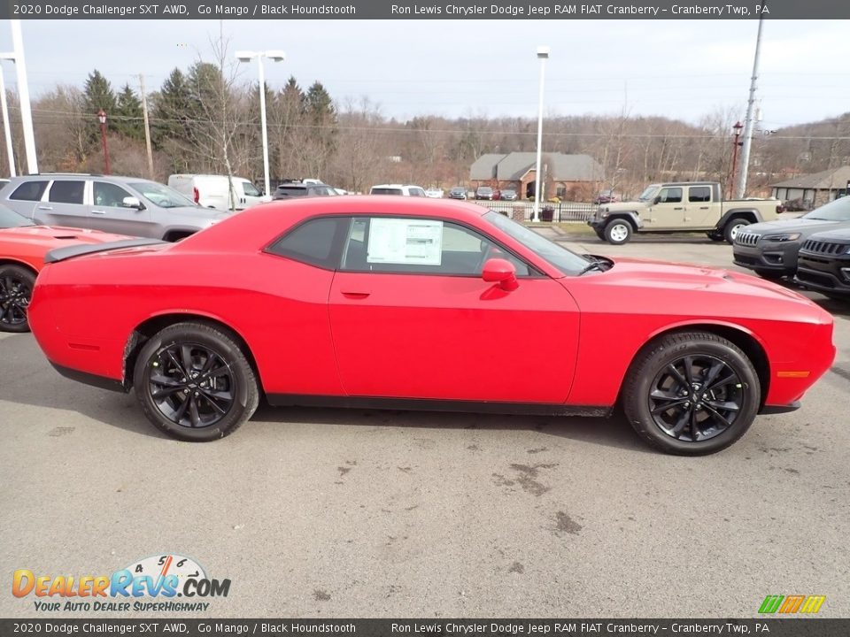 2020 Dodge Challenger SXT AWD Go Mango / Black Houndstooth Photo #6