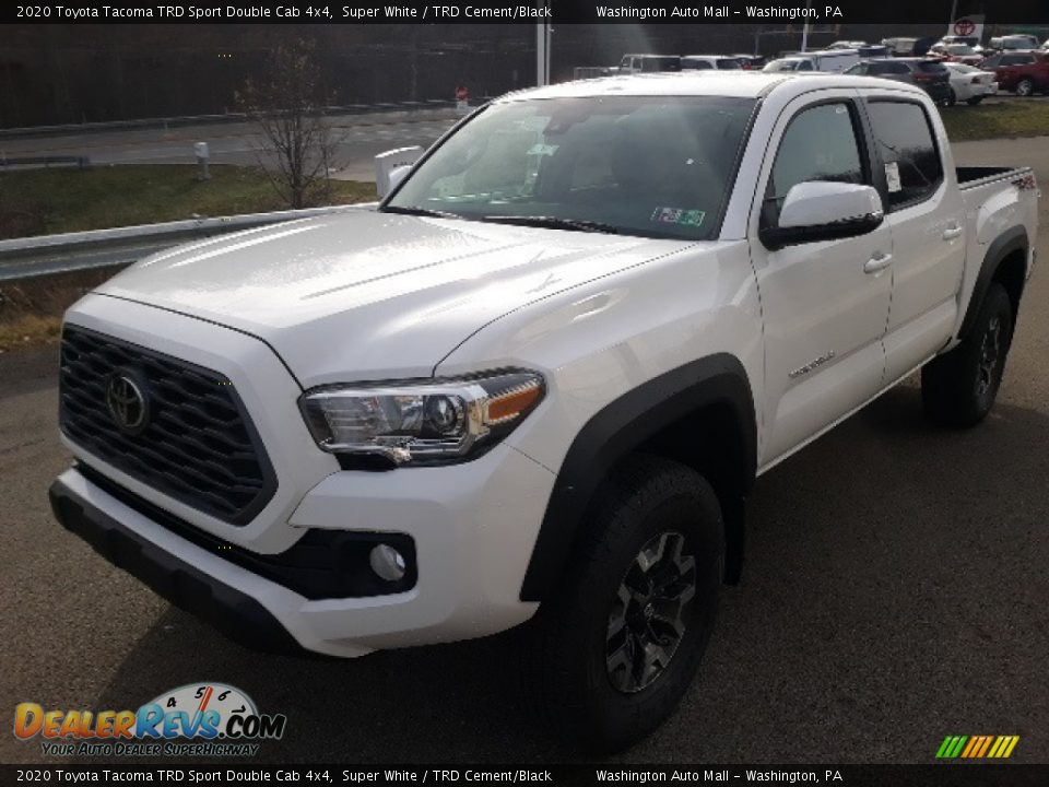 2020 Toyota Tacoma TRD Sport Double Cab 4x4 Super White / TRD Cement/Black Photo #32