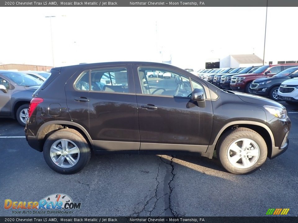 2020 Chevrolet Trax LS AWD Mosaic Black Metallic / Jet Black Photo #5