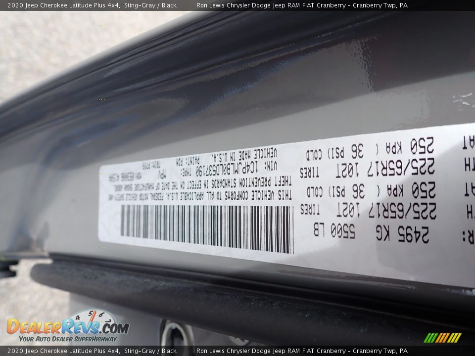 2020 Jeep Cherokee Latitude Plus 4x4 Sting-Gray / Black Photo #14
