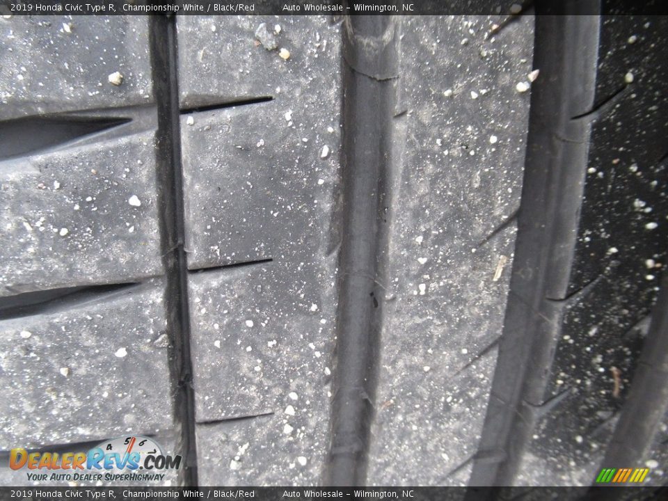 2019 Honda Civic Type R Championship White / Black/Red Photo #10