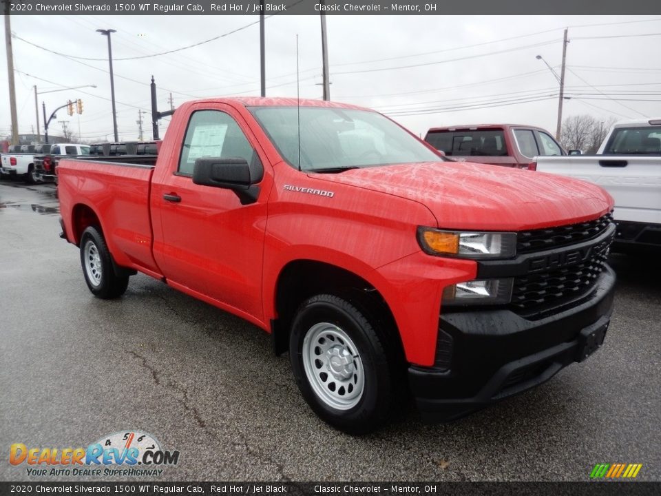 Front 3/4 View of 2020 Chevrolet Silverado 1500 WT Regular Cab Photo #3