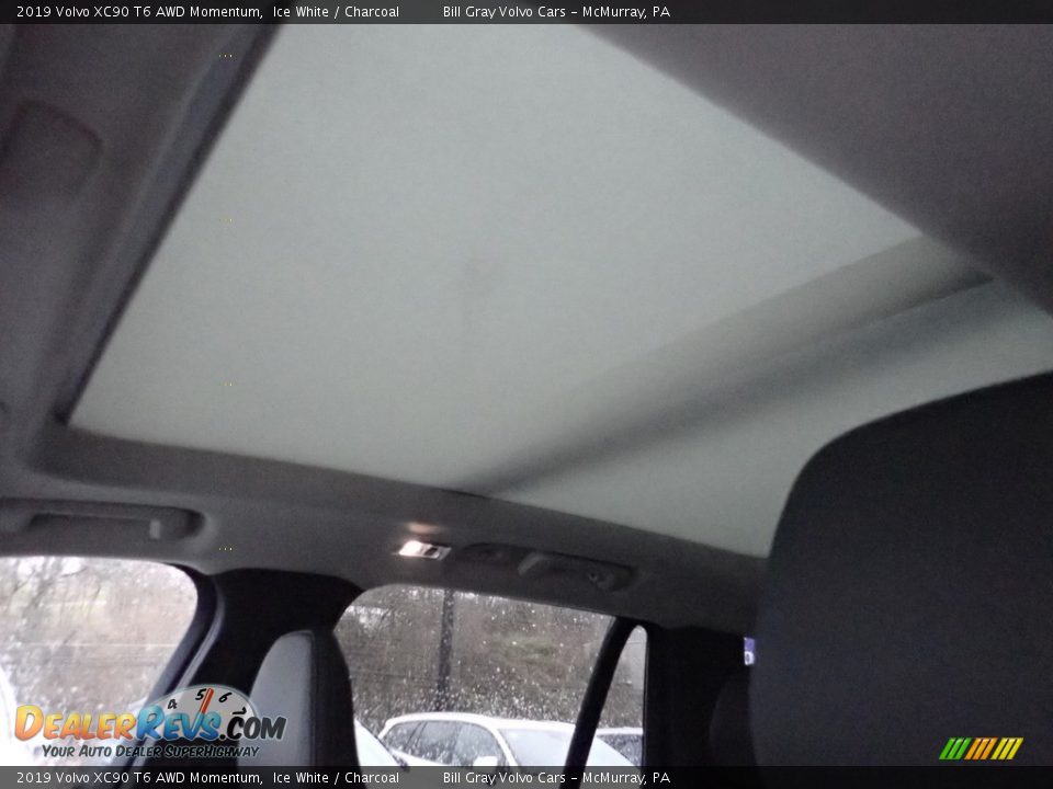 2019 Volvo XC90 T6 AWD Momentum Ice White / Charcoal Photo #20