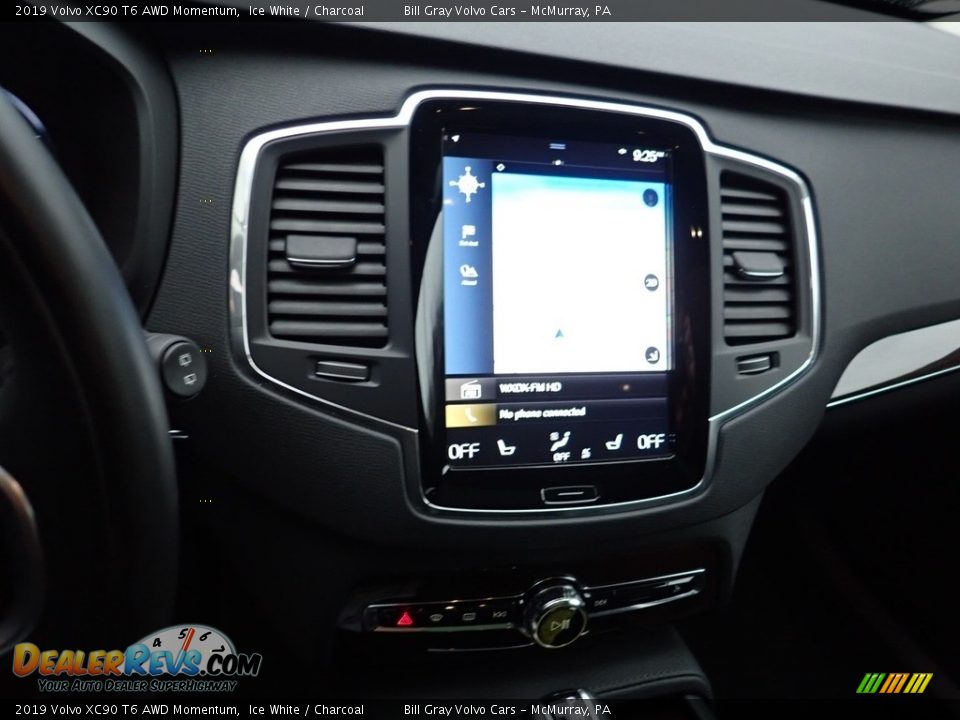 2019 Volvo XC90 T6 AWD Momentum Ice White / Charcoal Photo #22