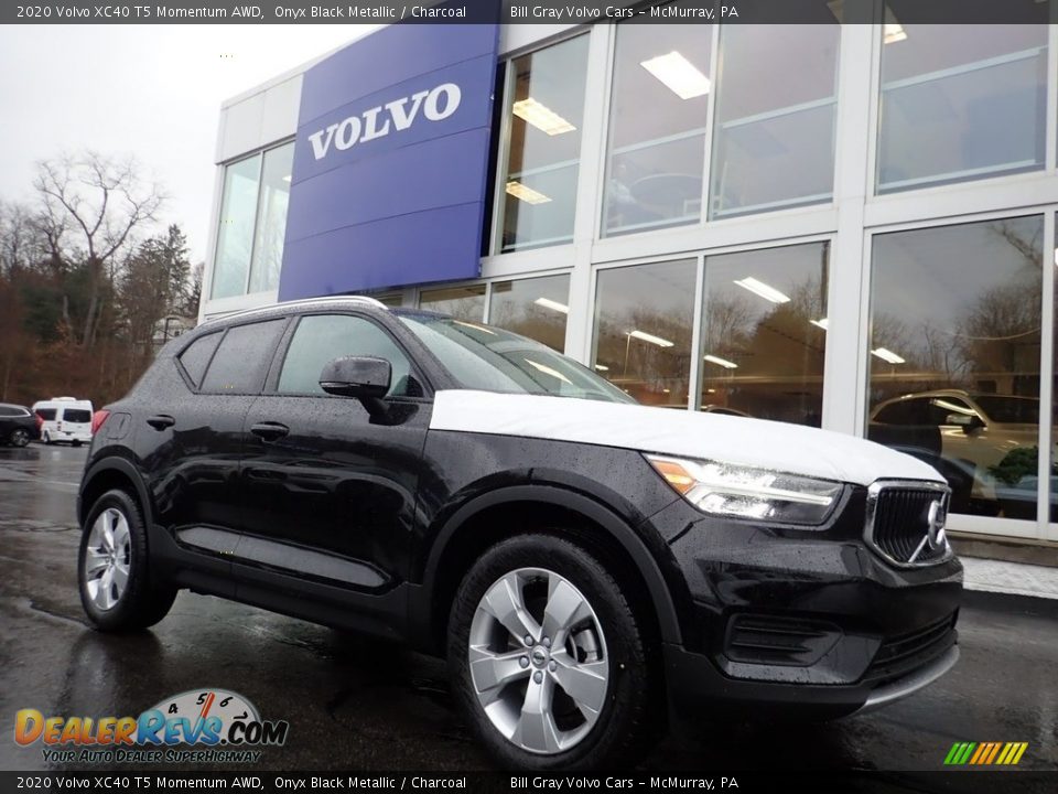 2020 Volvo XC40 T5 Momentum AWD Onyx Black Metallic / Charcoal Photo #1