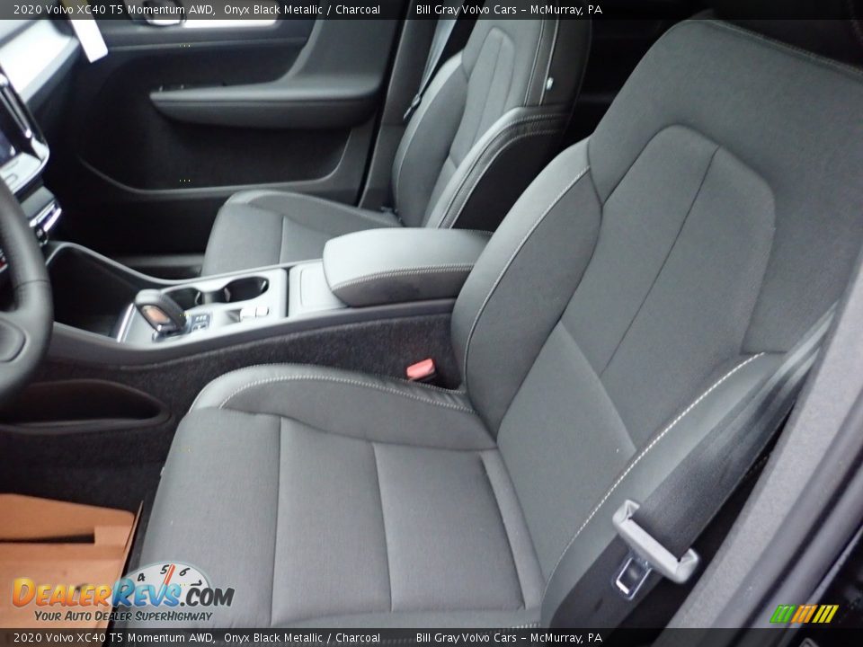 2020 Volvo XC40 T5 Momentum AWD Onyx Black Metallic / Charcoal Photo #7
