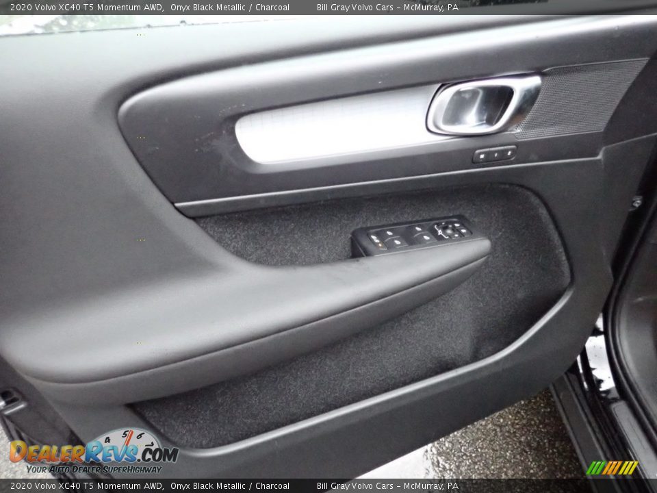 2020 Volvo XC40 T5 Momentum AWD Onyx Black Metallic / Charcoal Photo #10
